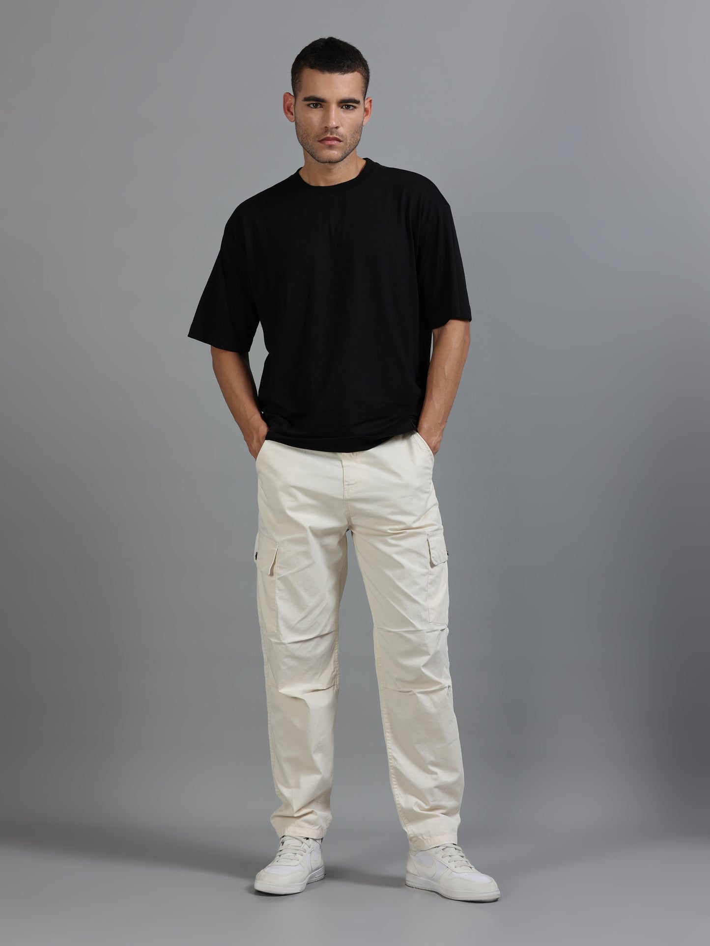 Men Cotton Relaxed Fit Cargo Trousers, Light Beige SILISOUL