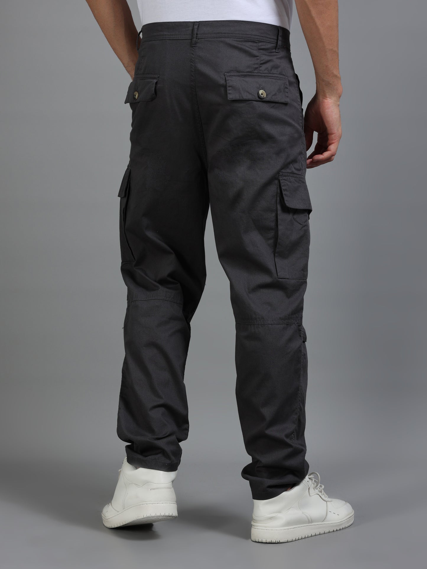 Men Cotton Relaxed Fit Cargo Trousers, Grey