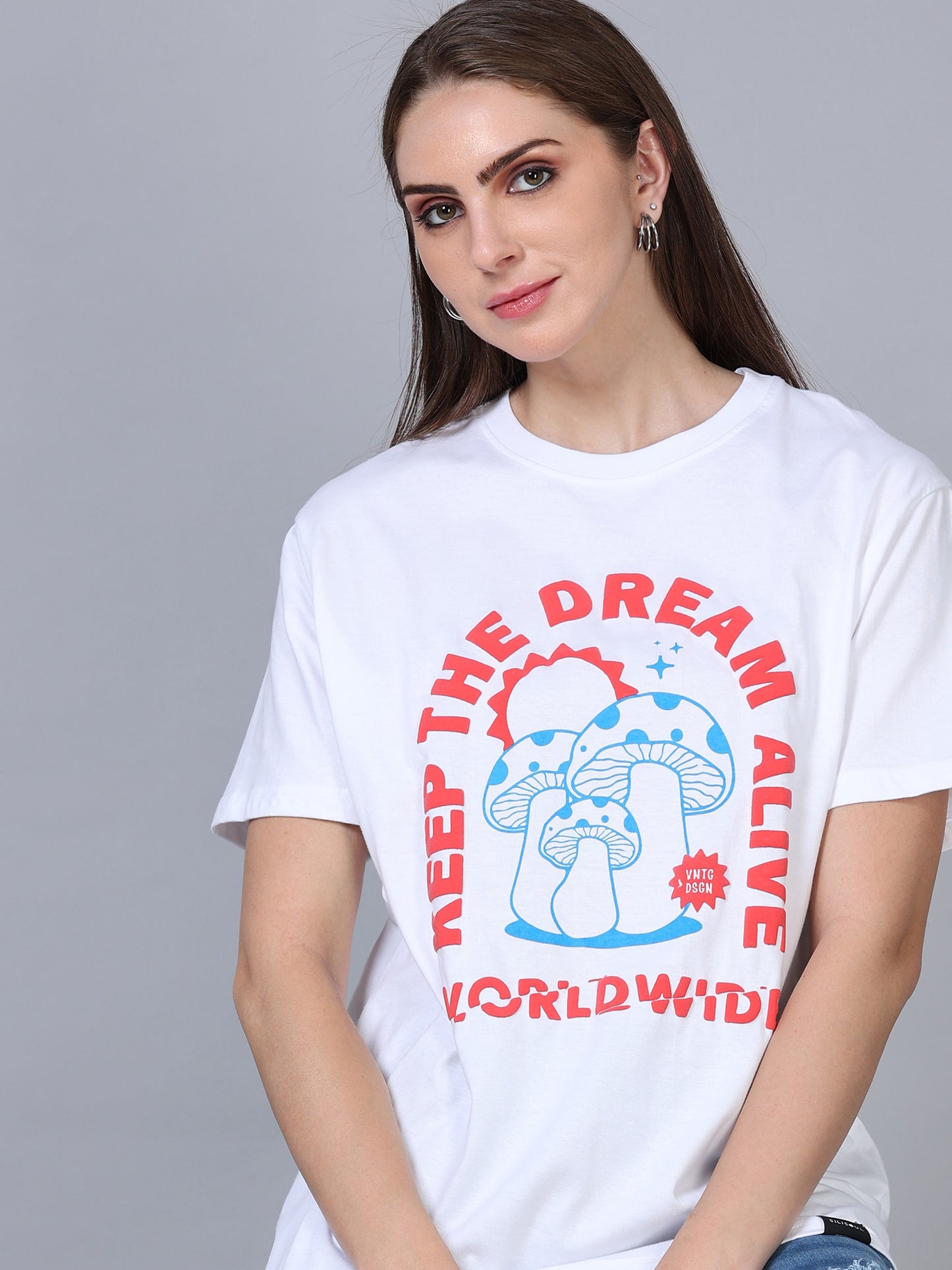 Women KEEP THE DREAMS ALIVE Printed Relaxed Fit T-Shirt