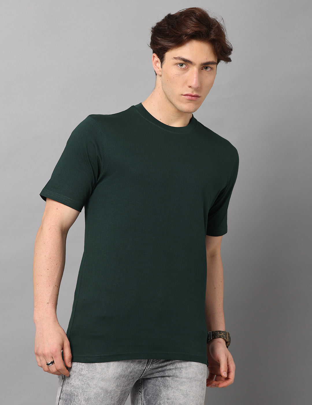 Men Olive Solid Regular Fit T-Shirt