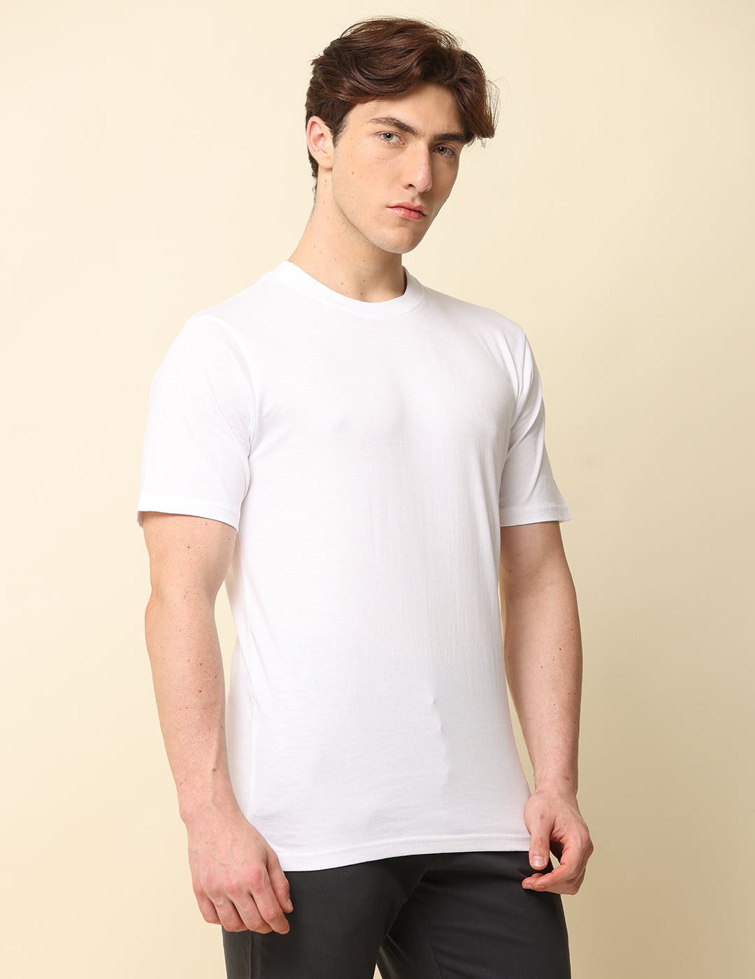 Men White Solid Regular Fit T-Shirt