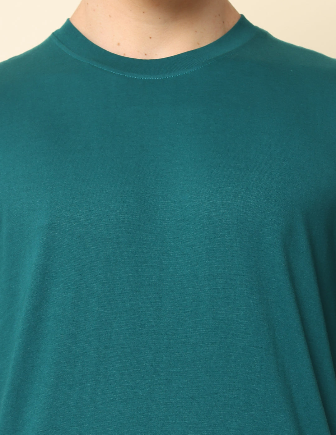 Men Bottle Green Solid Regular Fit T-Shirt
