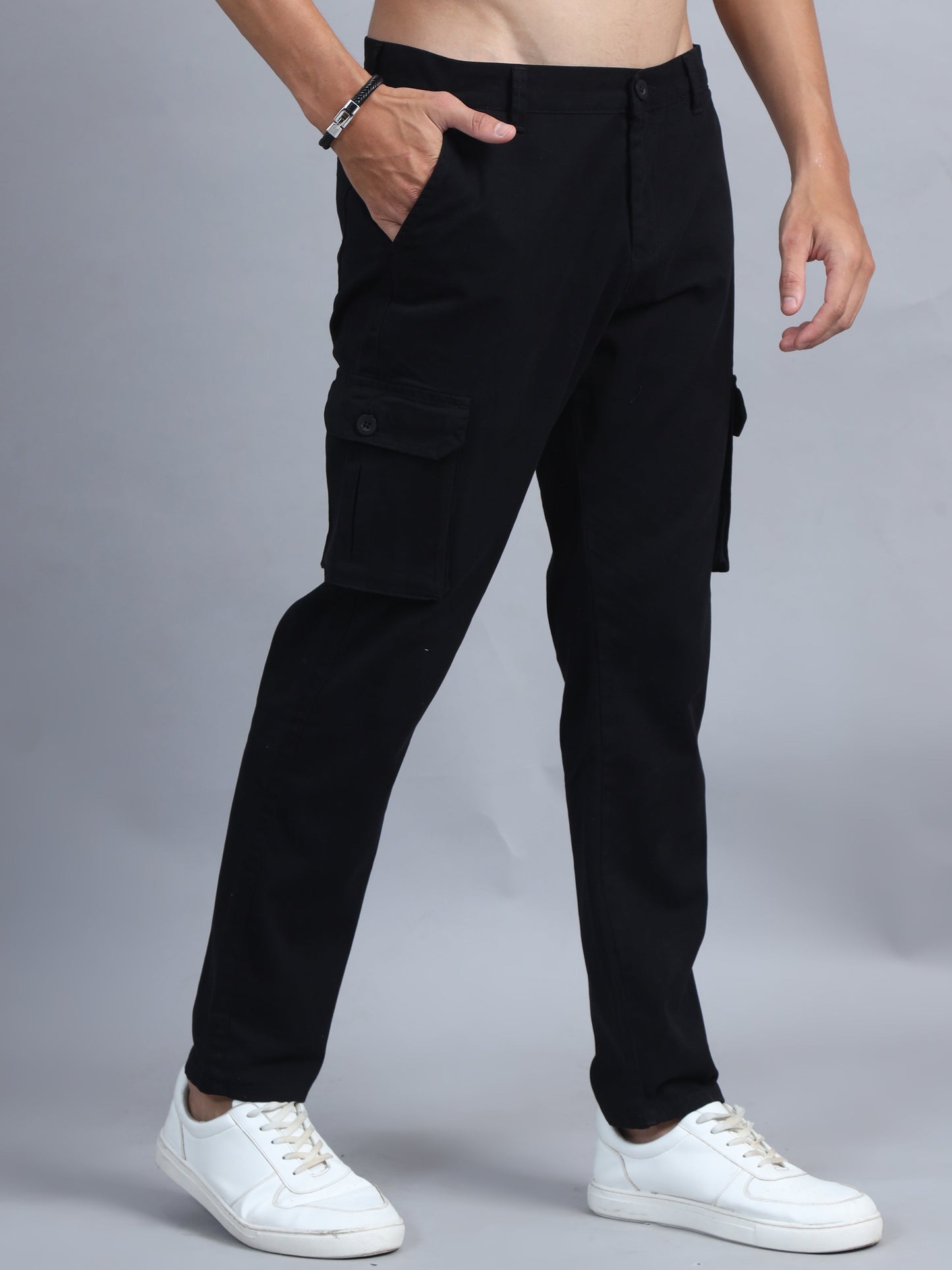 Men Cotton Regular Fit Cargo Trousers, BLACK