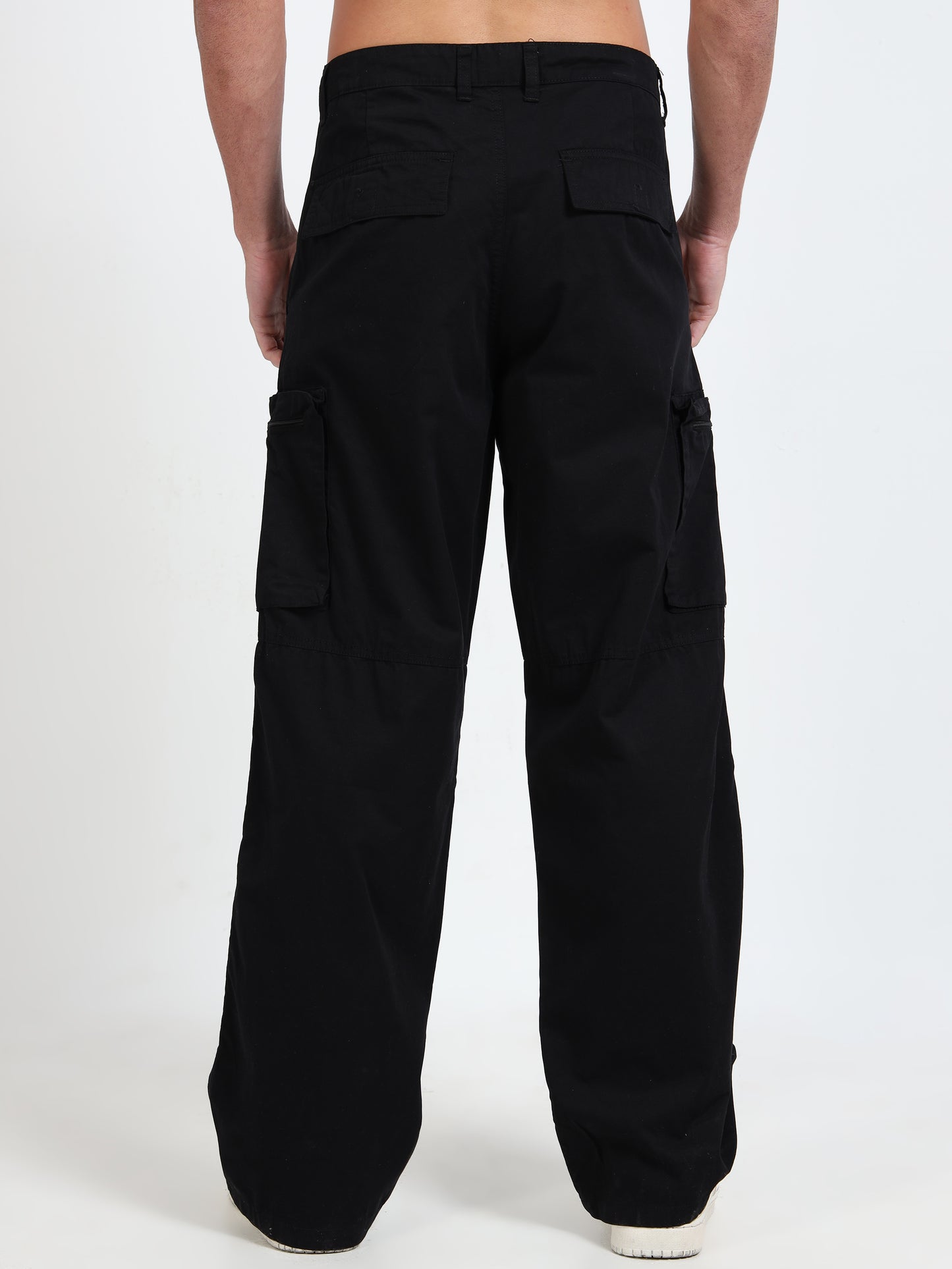 Men Cotton Baggy Fit Cargo Trousers, Black