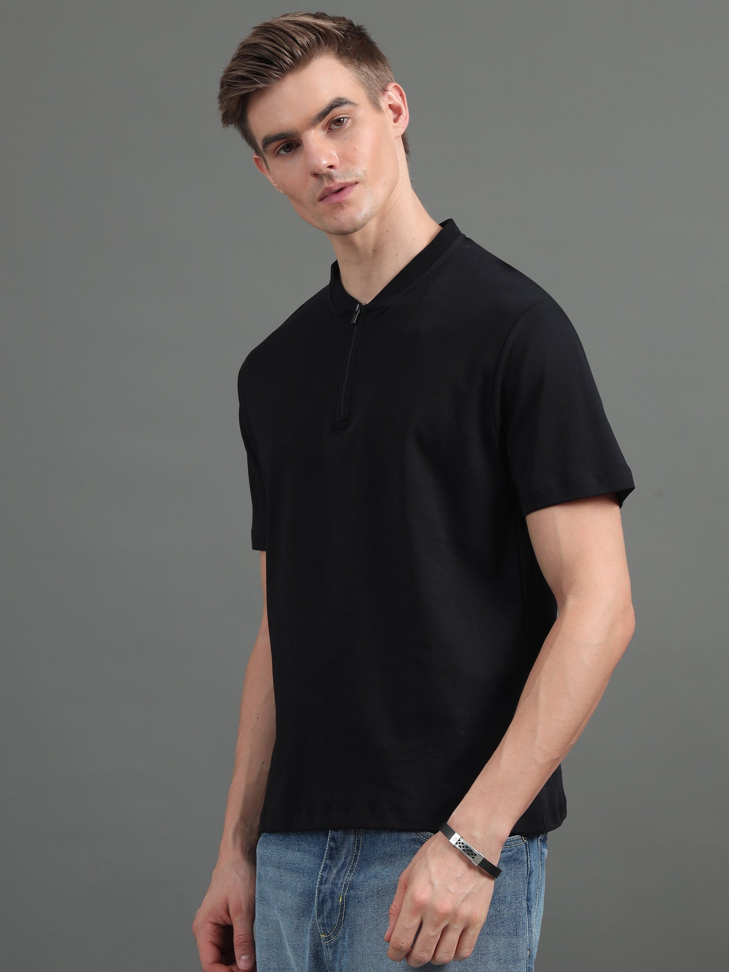 Men Regular Fit Polo T-Shirt with Zipper Black
