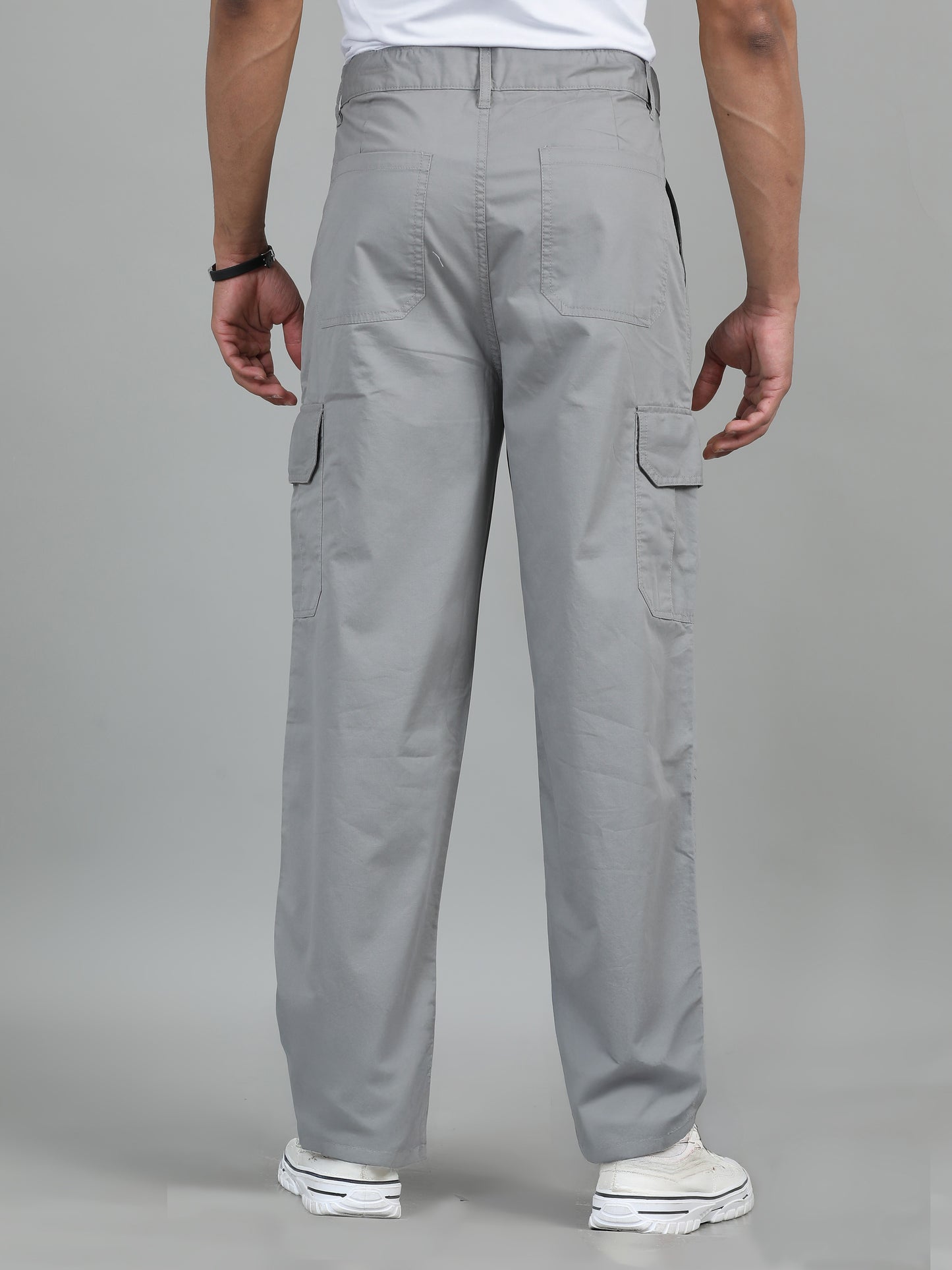 Men Cotton Baggy Fit Cargo Trousers, Light Grey