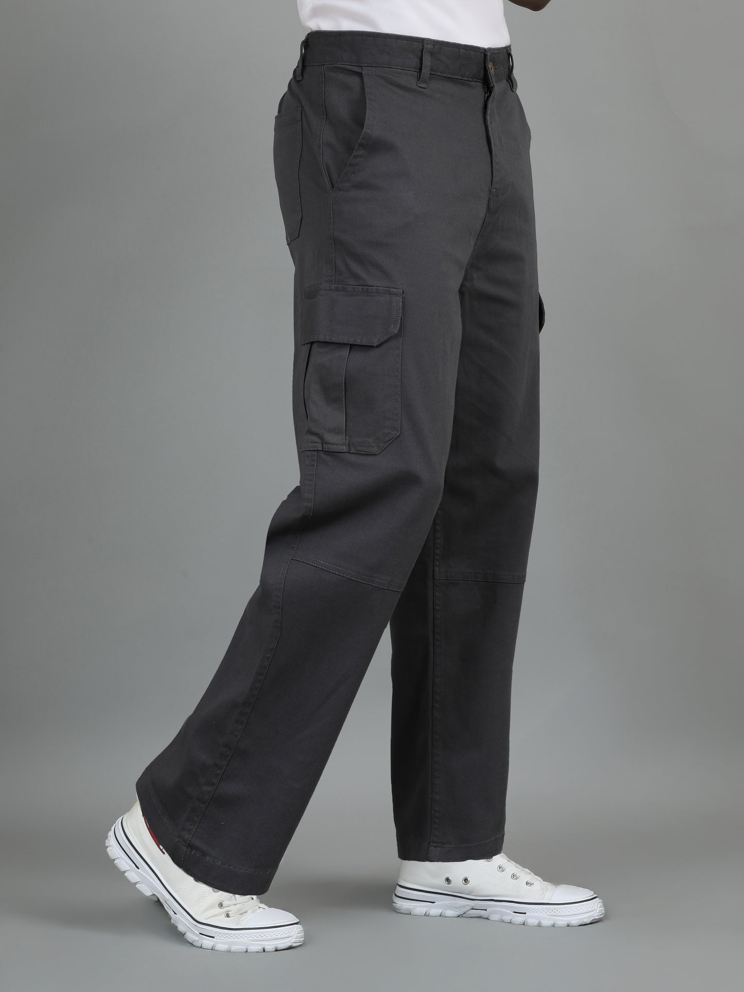 Men Cotton Baggy Fit Cargo Trousers, Dark Grey SILISOUL