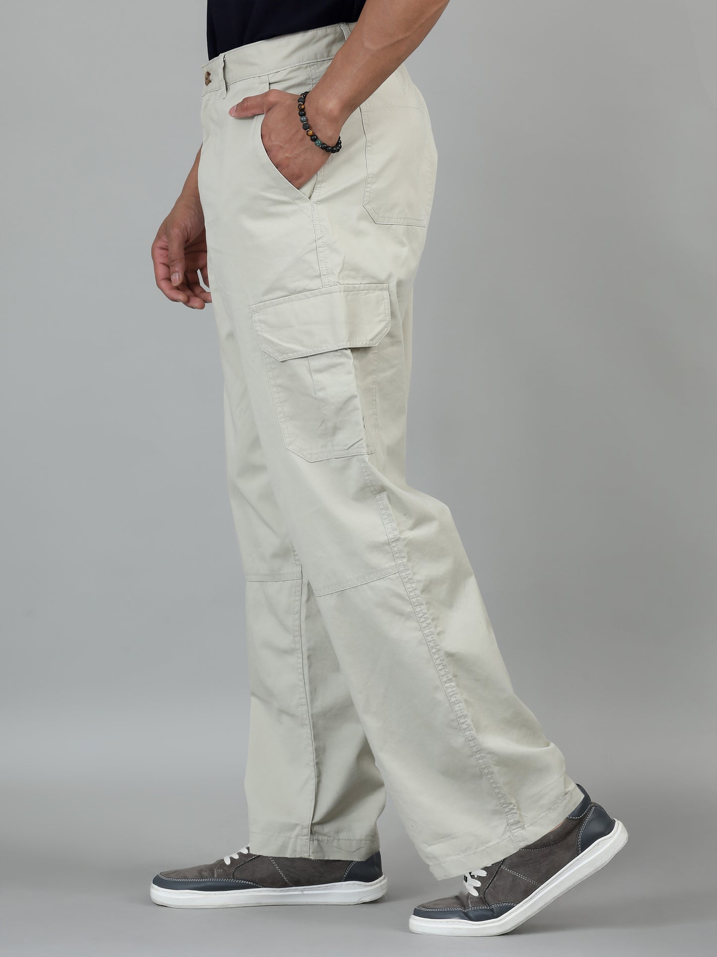 Men Cotton Baggy Fit Cargo Trousers, Light Beige