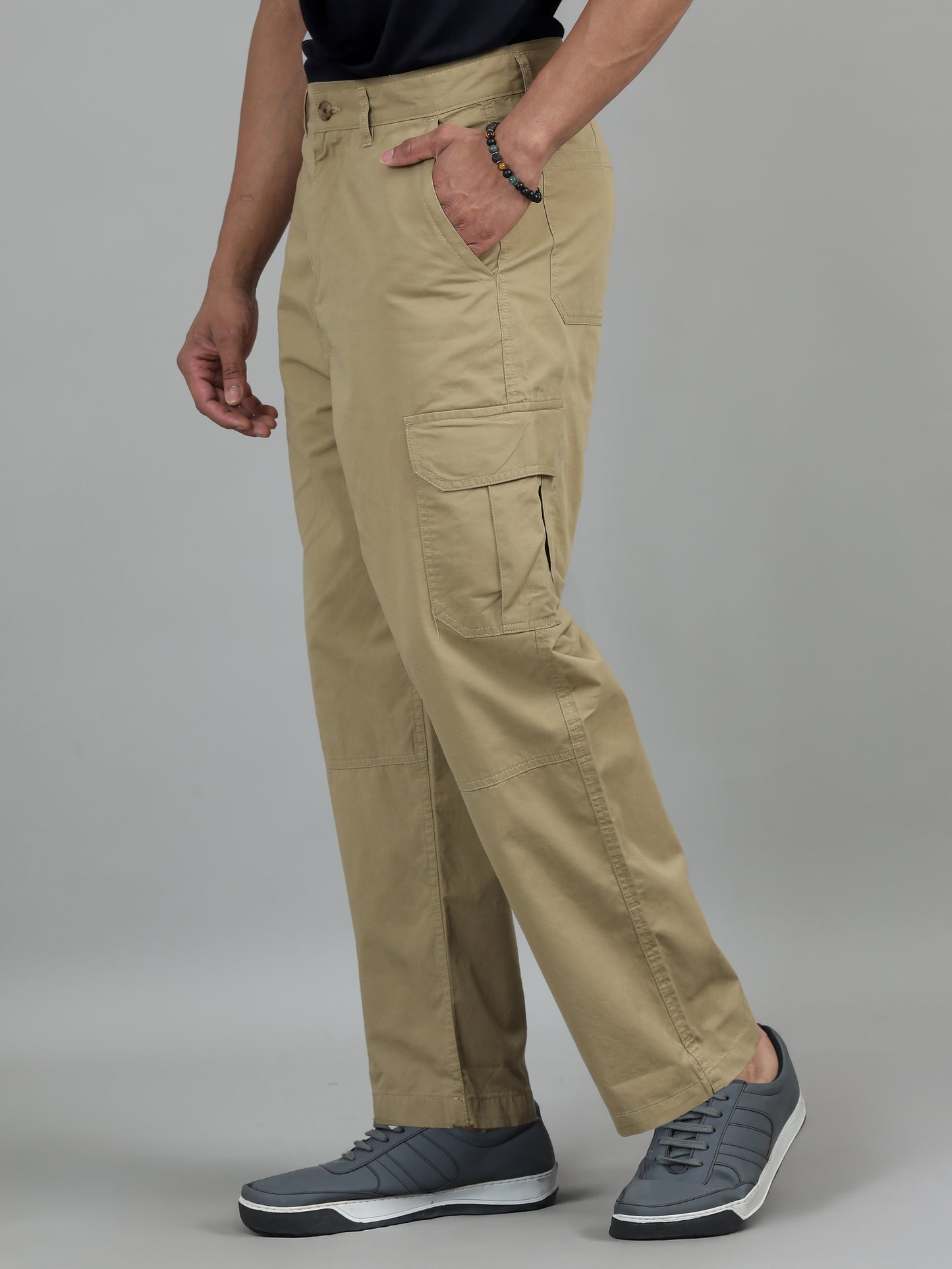 Men Cotton Baggy Fit Cargo Trousers, Khaki