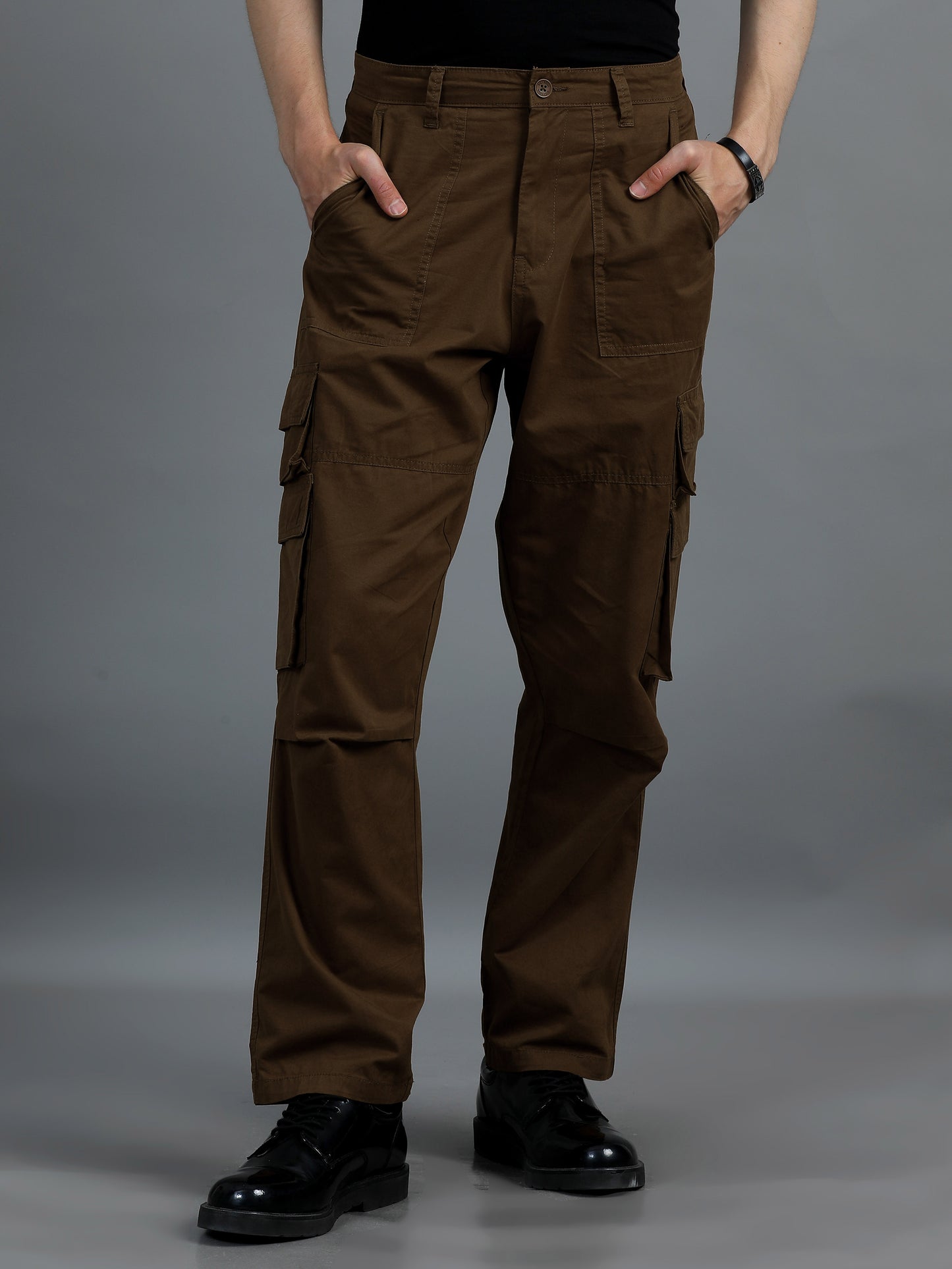 Men Cotton Relaxed Fit Cargo Trousers, Dark Khaki