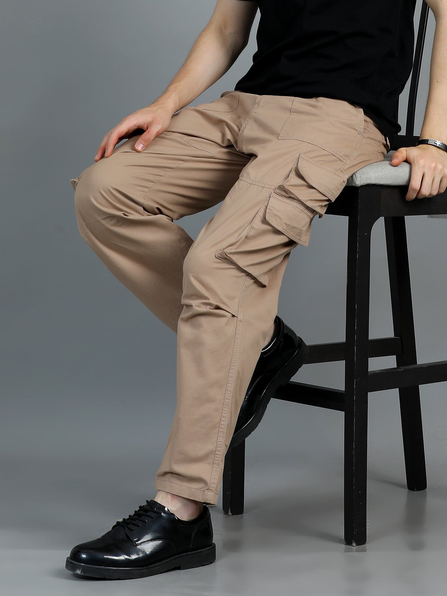 Men Cotton Relaxed Fit Cargo Trousers, Beige SILISOUL