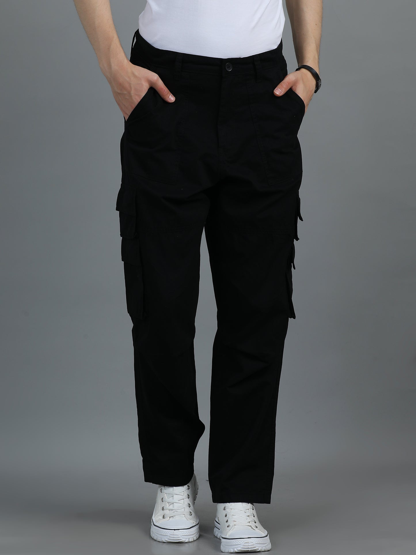 Men Cotton Relaxed Fit Cargo Trousers, Black