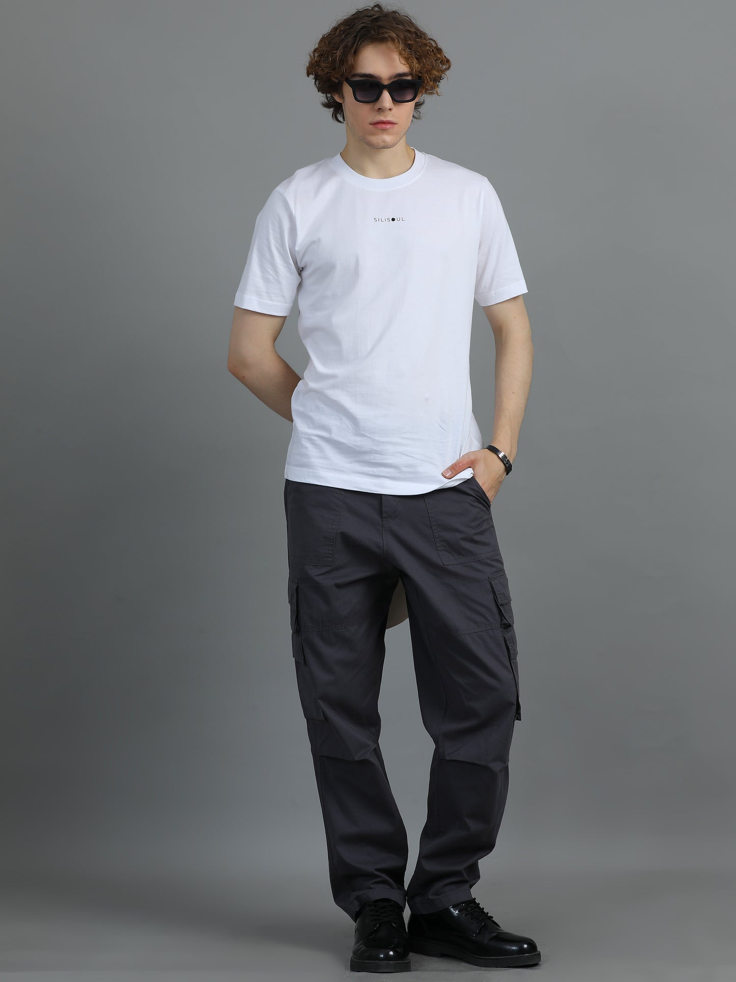 Men Cotton Relaxed Fit Cargo Trousers, Dark Grey