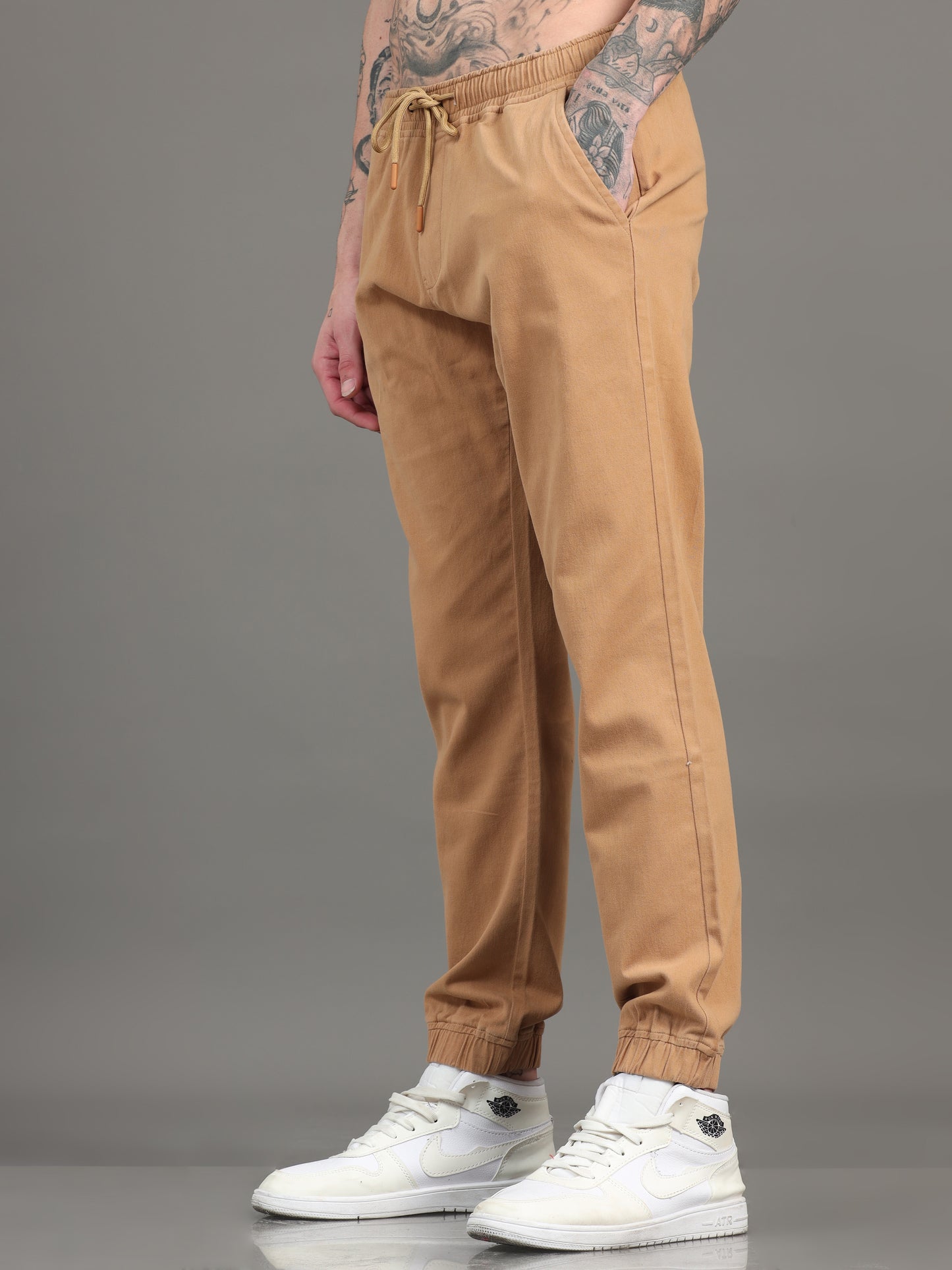 Men Cotton Regular Fit Joggers, KHAKI