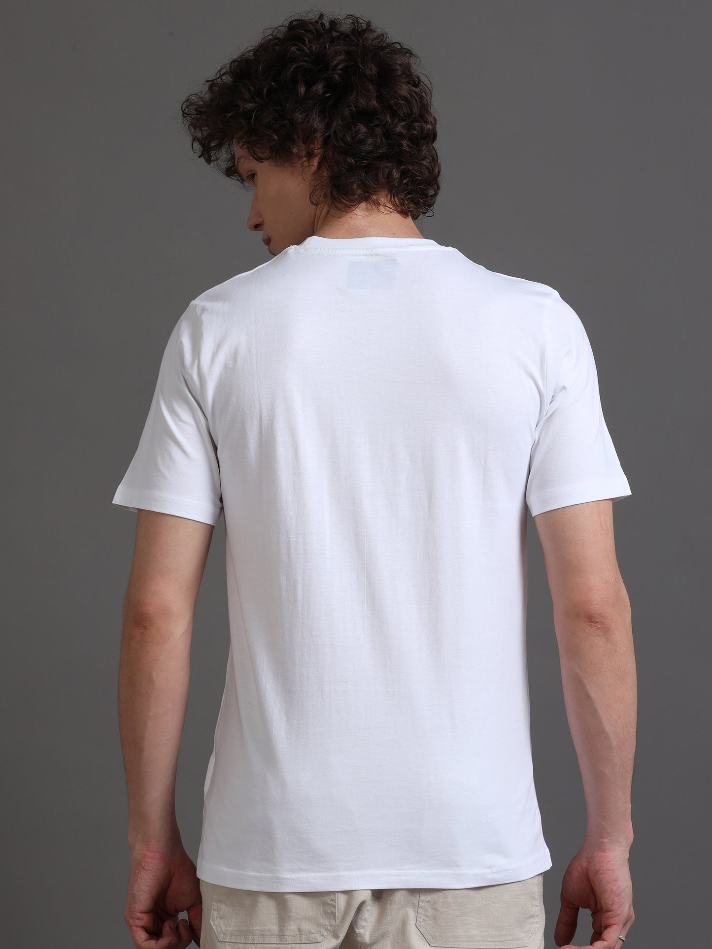 Men White Solid Regular Fit T-Shirt